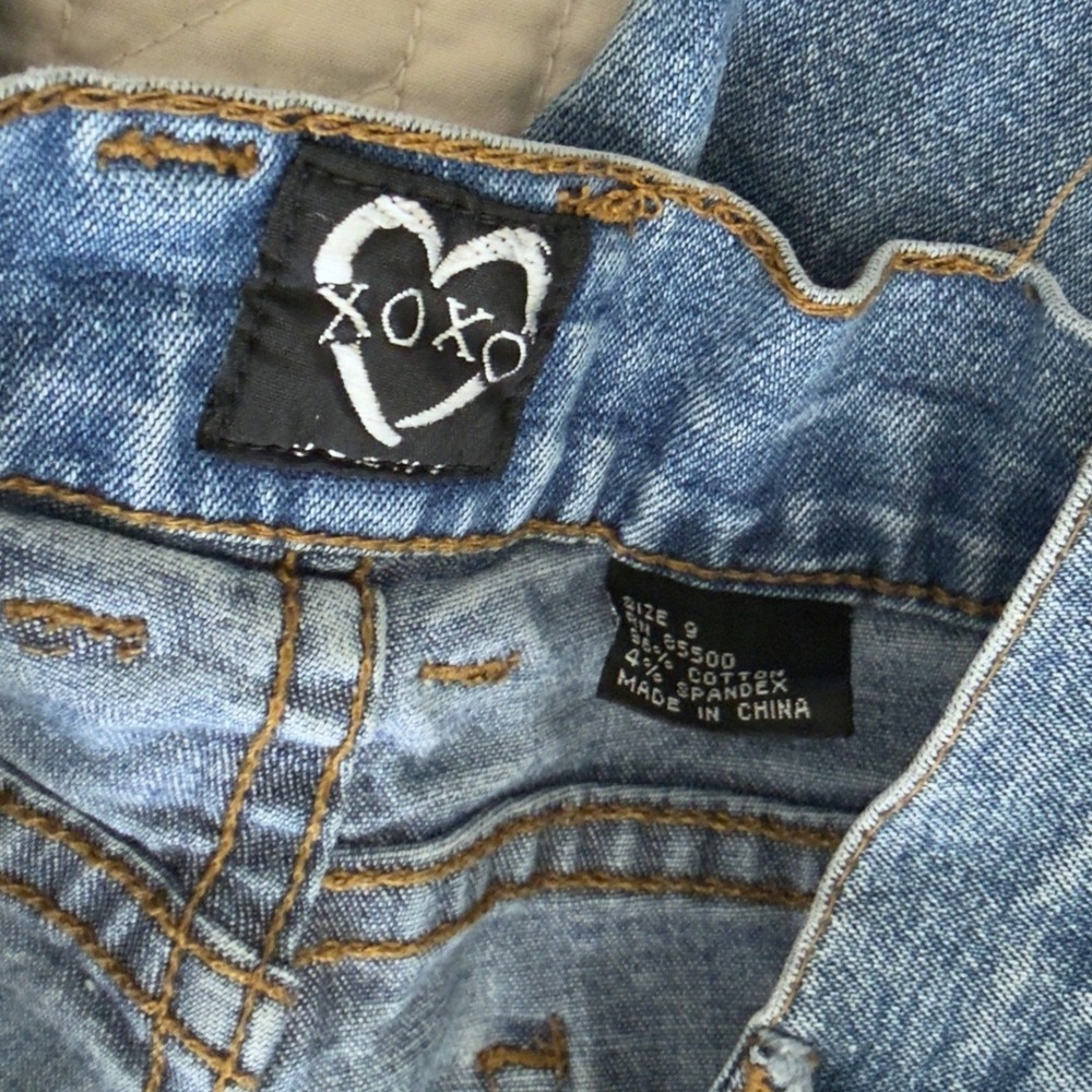 Y2K XOXO Light Wash Bootcut Jeans Heart Logo Mid Rise Western 2000s Chic M - Picture 8 of 8